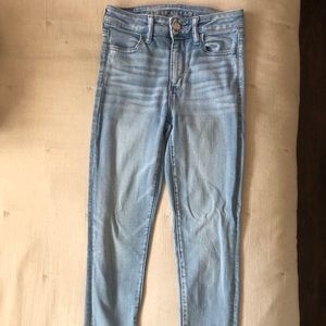 American Eagle Light Wash Jeans
